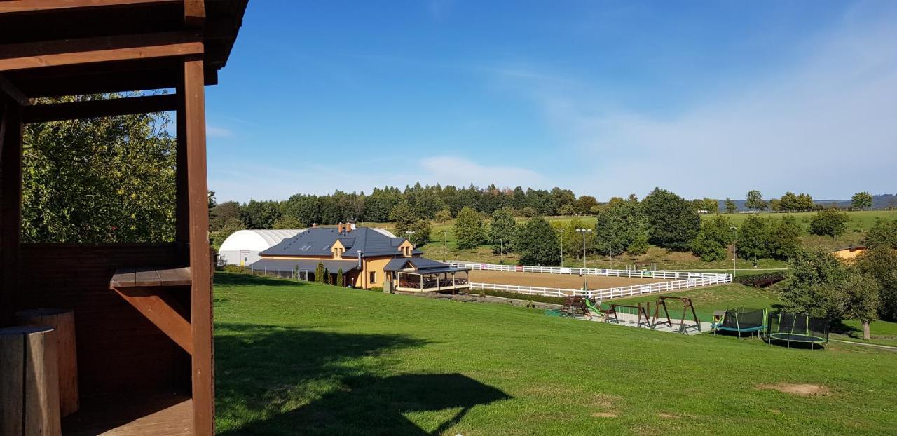 Hotel Horse Riding - Jezdecky Areal Тршице Экстерьер фото